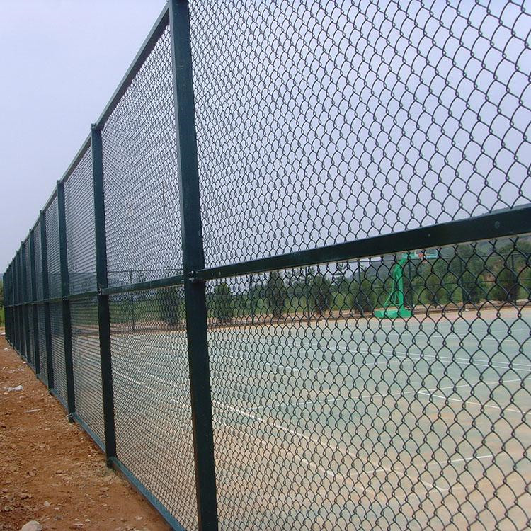 籃球場(chǎng)圍網(wǎng)案例展示圖片2 籃球場(chǎng)圍網(wǎng)案例展示圖片2