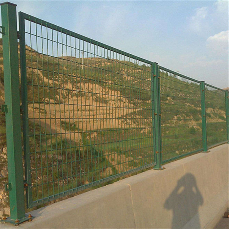 防拋網(wǎng)案例展示圖片4 防拋網(wǎng)案例展示圖片4