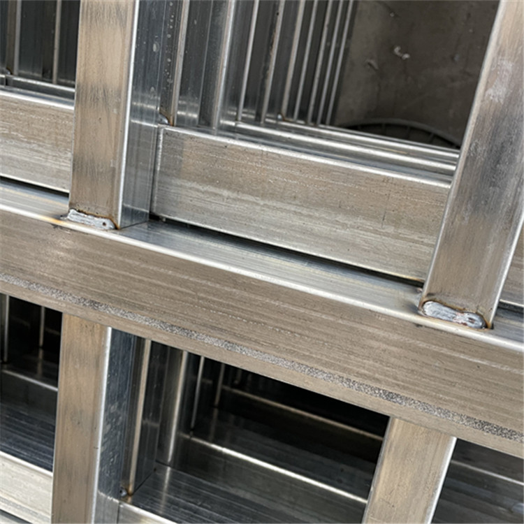 鋅鋼護欄案例展示圖片4 鋅鋼護欄案例展示圖片4