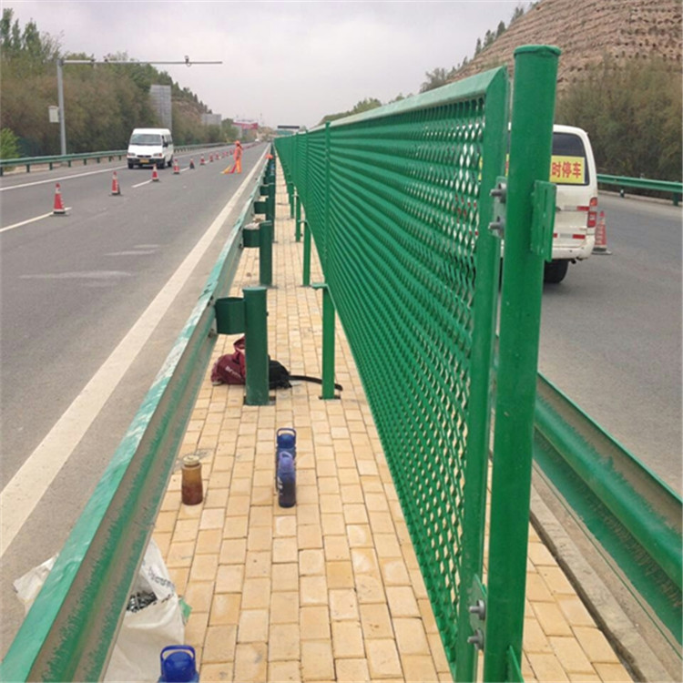 公路防眩網案例展示圖片2